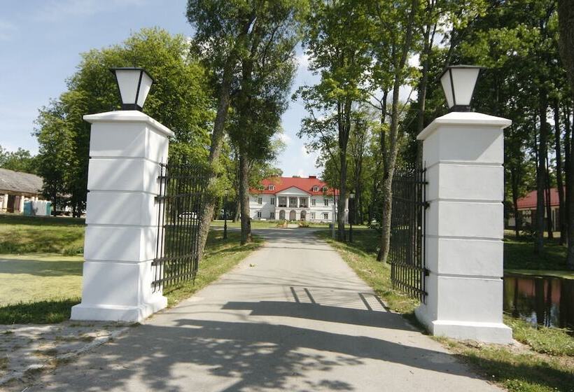 هتل Bistrampolis Manor