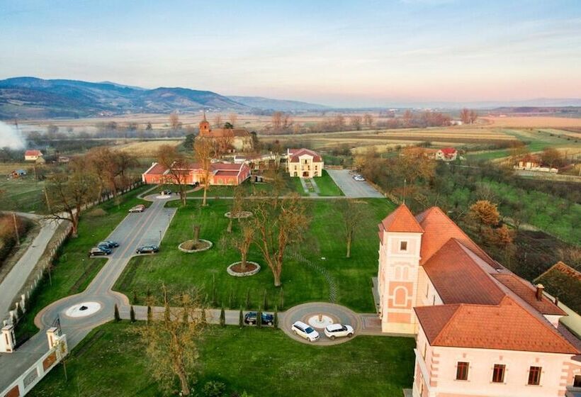 בית מלון כפרי Cardinal Domeniile Martinutzi