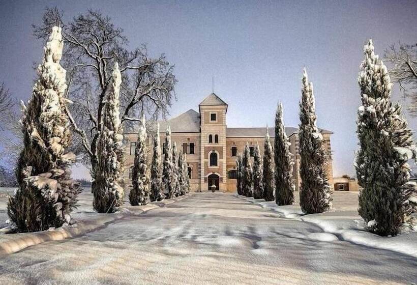 בית מלון כפרי Cardinal Domeniile Martinutzi