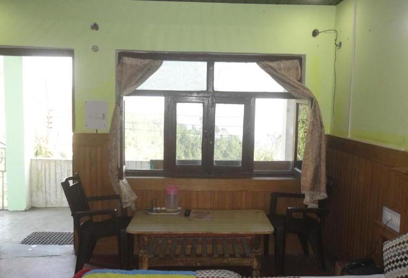 호텔 Deepraj, Kausani