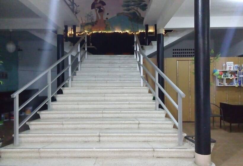 هتل El Dorado