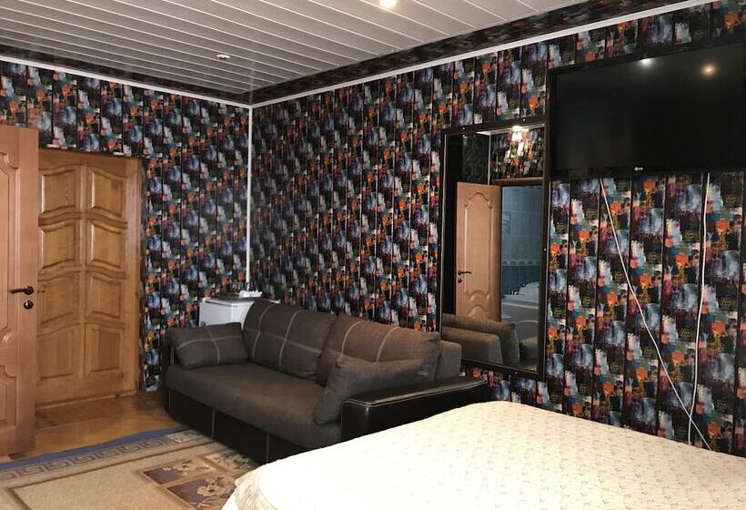 בית מלון כפרי Family House