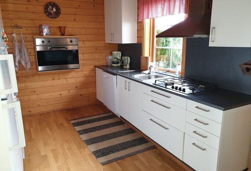 هتل Fjalladýrð Guesthouse