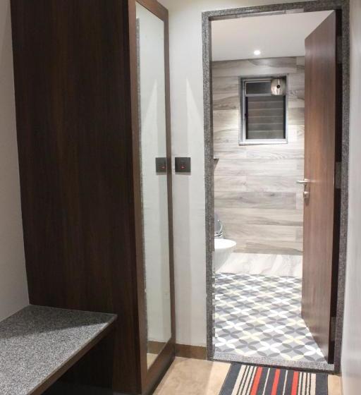 בית מלון כפרי Ganapati Palace