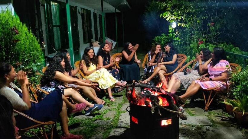 Отель Himalayan High, Auli, By Himalayan Eco Lodges