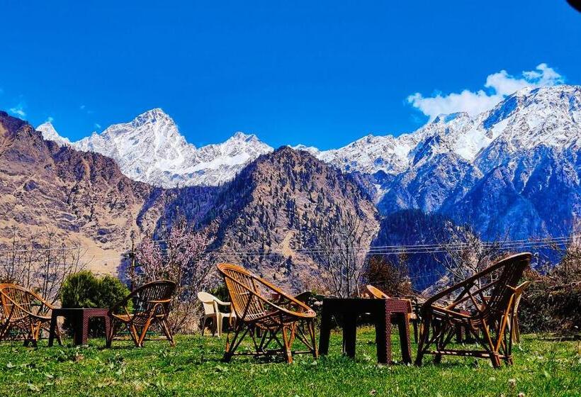 Отель Himalayan High, Auli, By Himalayan Eco Lodges