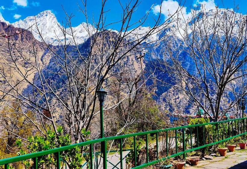 Отель Himalayan High, Auli, By Himalayan Eco Lodges