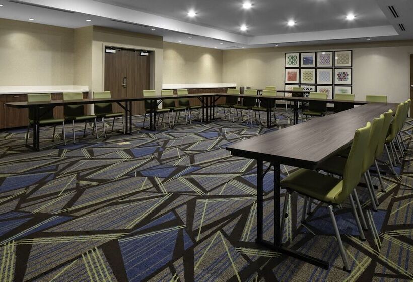 فندق Holiday Inn Express & Suites Griffin