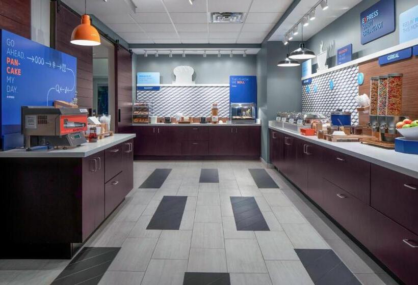 فندق Holiday Inn Express & Suites Griffin