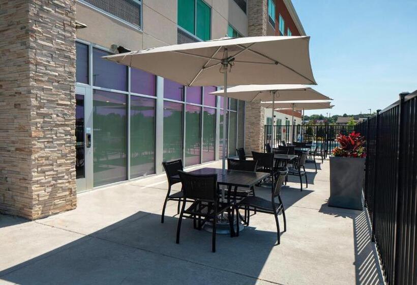 فندق Holiday Inn Express & Suites Griffin