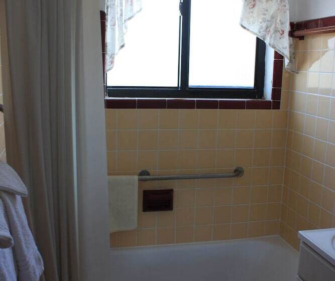 בית מלון כפרי Ibeach Resort