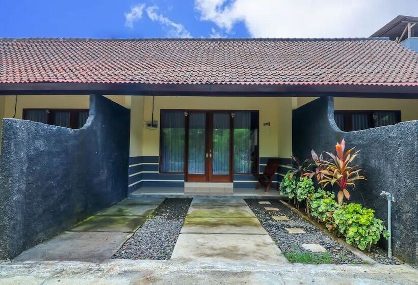 Отель Kenanga Homestay By Oyo Rooms