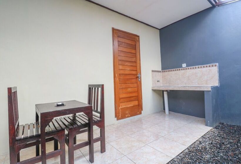 Отель Kenanga Homestay By Oyo Rooms