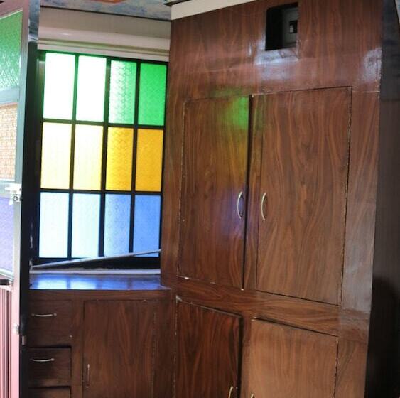 هتل Nipa Hut Resort