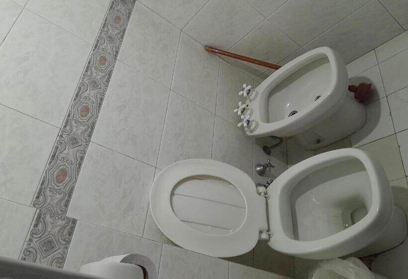 هتل Paname, Cerca De La Rural , Embajada Eeuu E Hipódromo De Palermo