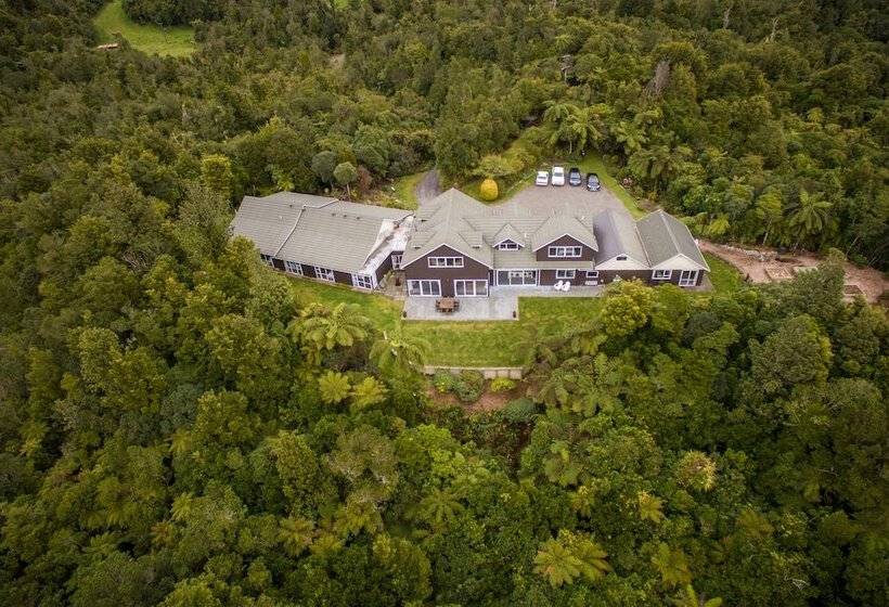 בית מלון כפרי Patuha Rainforest Retreat