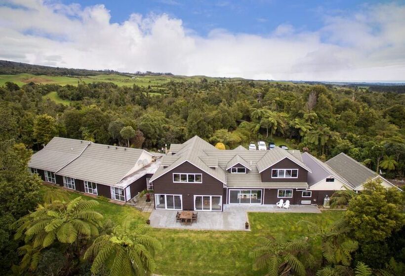 בית מלון כפרי Patuha Rainforest Retreat