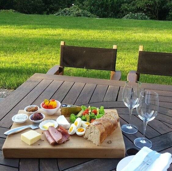 בית מלון כפרי Patuha Rainforest Retreat