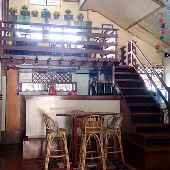 בית מלון כפרי Peria Seafront Pensione