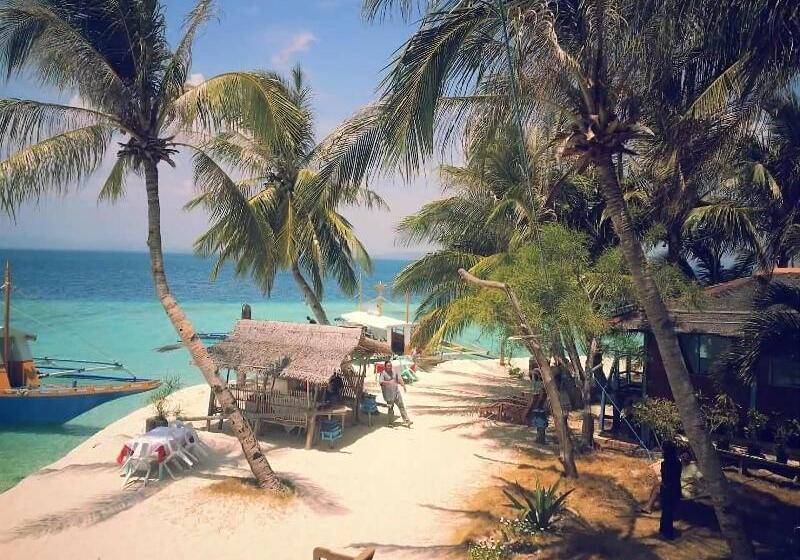 בית מלון כפרי Peria Seafront Pensione