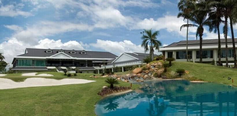 Отель Boutique Batu Gajah