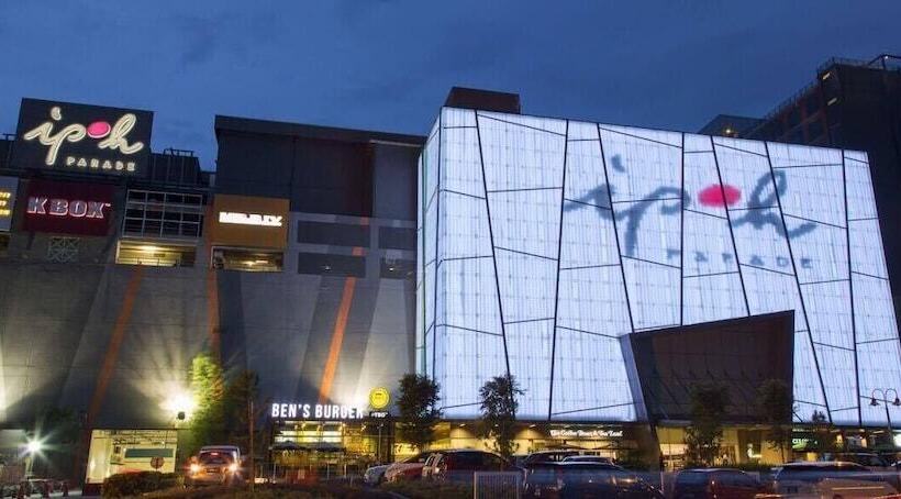 Отель Boutique Batu Gajah