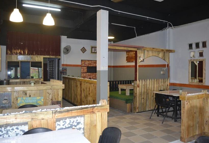 ホテル Boutique Batu Gajah