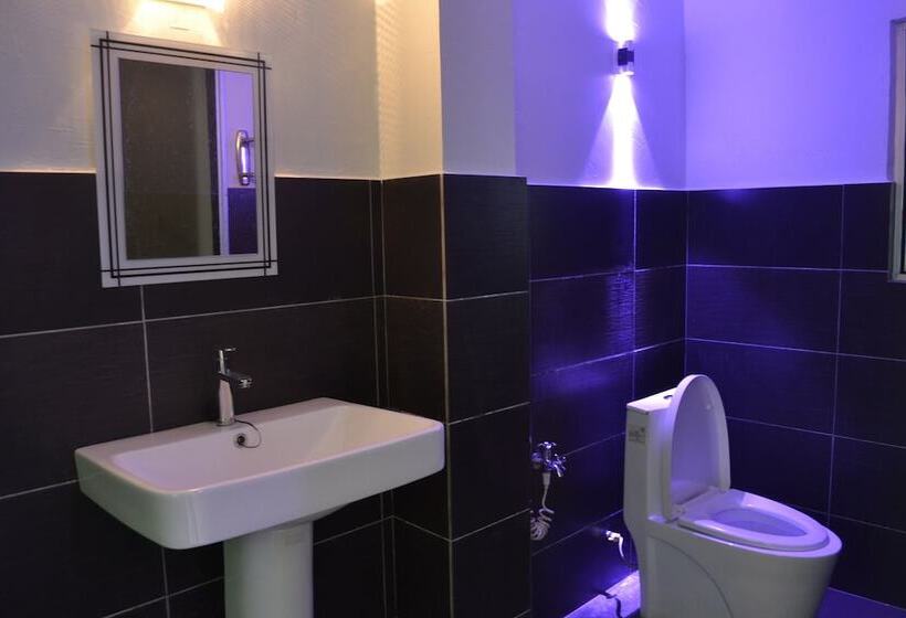 Отель Boutique Batu Gajah