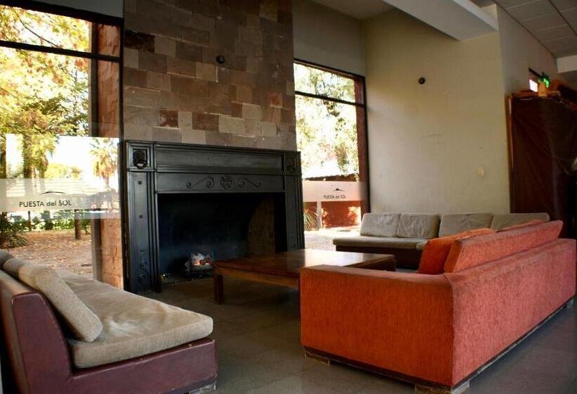 هتل Puesta Del Sol