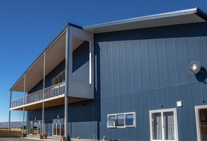 בית מלון כפרי Pukaki Air Lodge