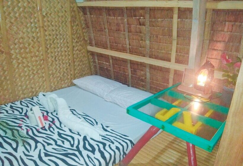Hotel Reggae Vibes De Isla Romblon   Hostel