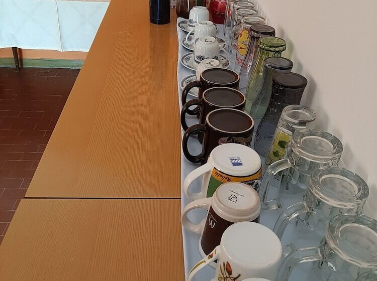 هتل Residence Muzica Bed And Breakfast