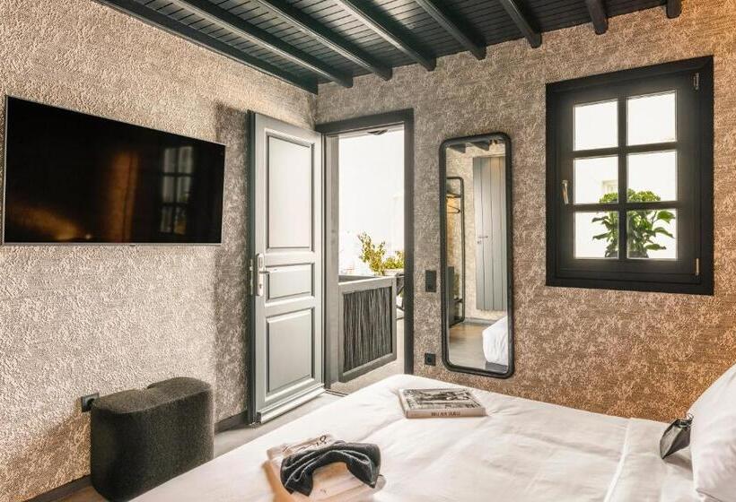 Отель She Mykonos Boutique