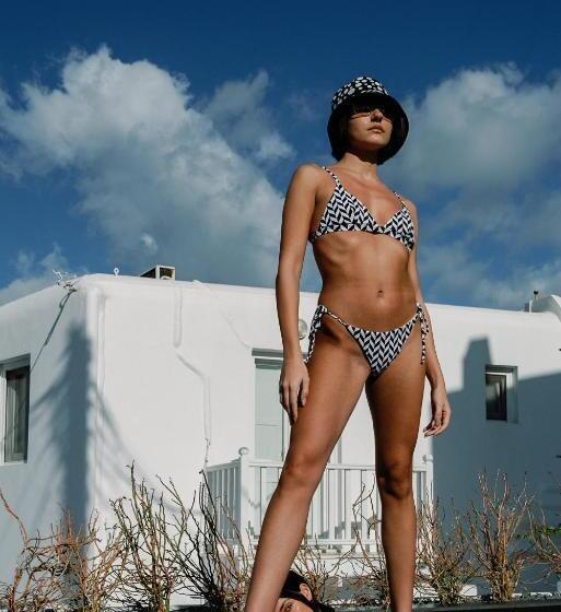 Отель She Mykonos Boutique