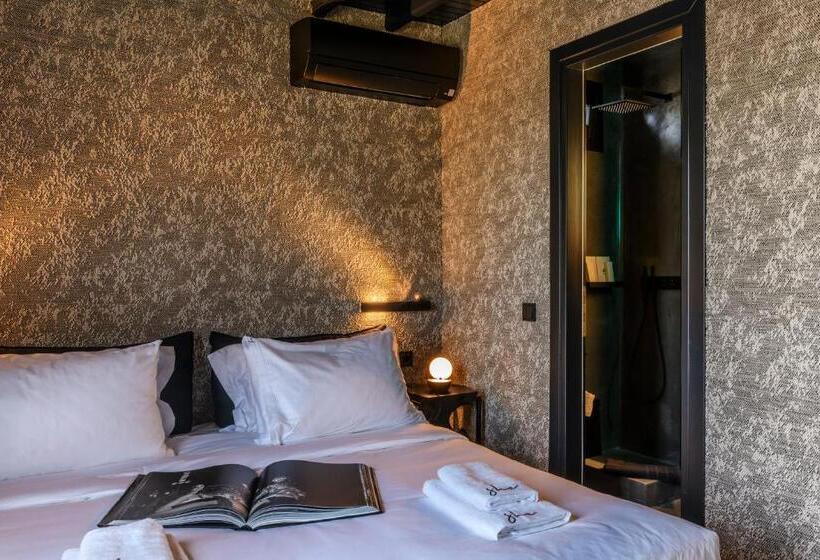 Отель She Mykonos Boutique