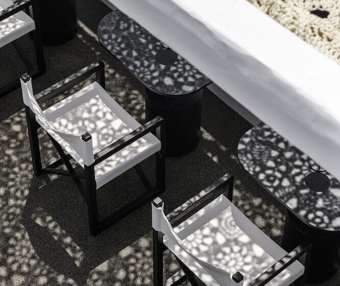 Отель She Mykonos Boutique