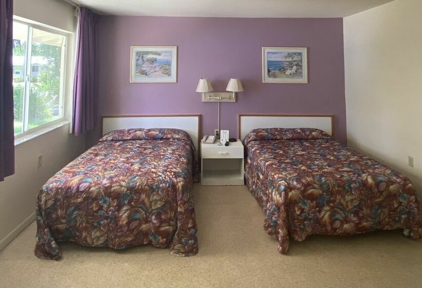 فندق Silver Sands Beach Resort