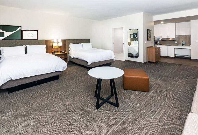 Отель Staybridge Suites Portland, An Ihg