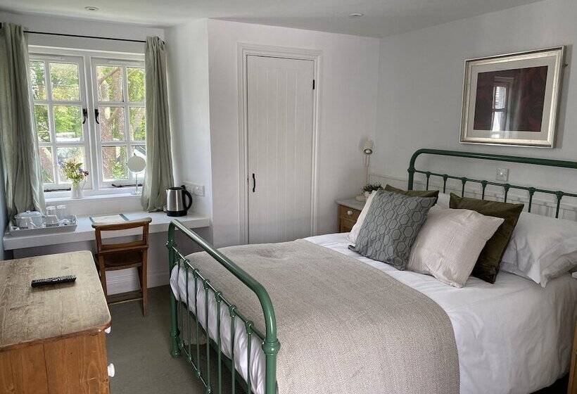 Отель The Crown Inn