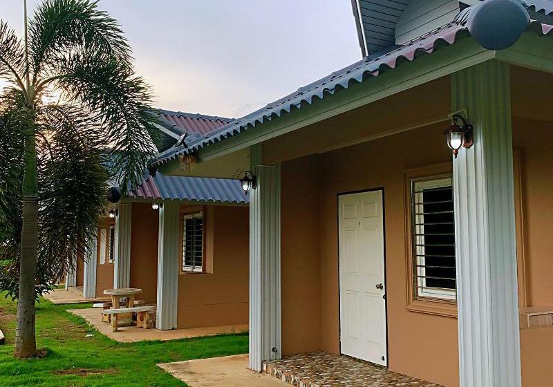 Отель The Private Chiangrai Resort