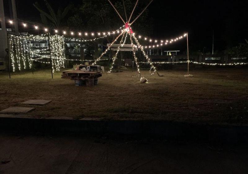 Отель The Private Chiangrai Resort