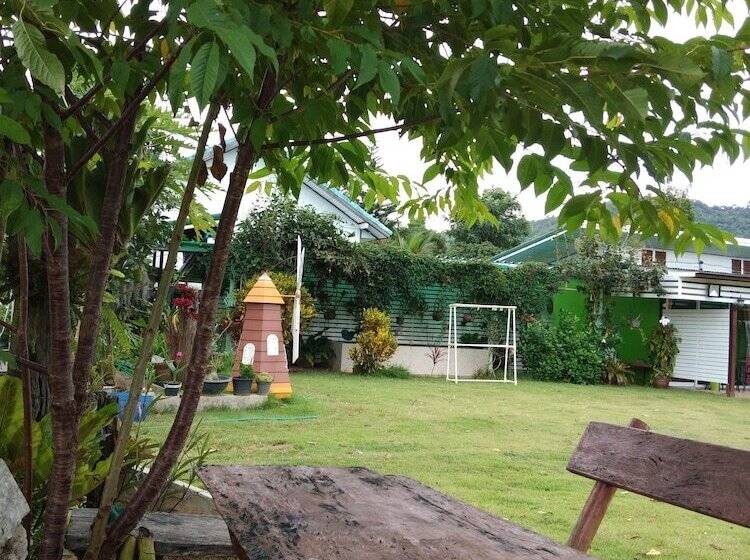 Отель Thong Hug House Resort