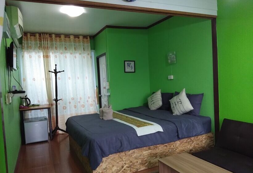 Отель Thong Hug House Resort