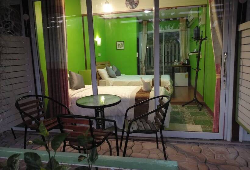 Отель Thong Hug House Resort