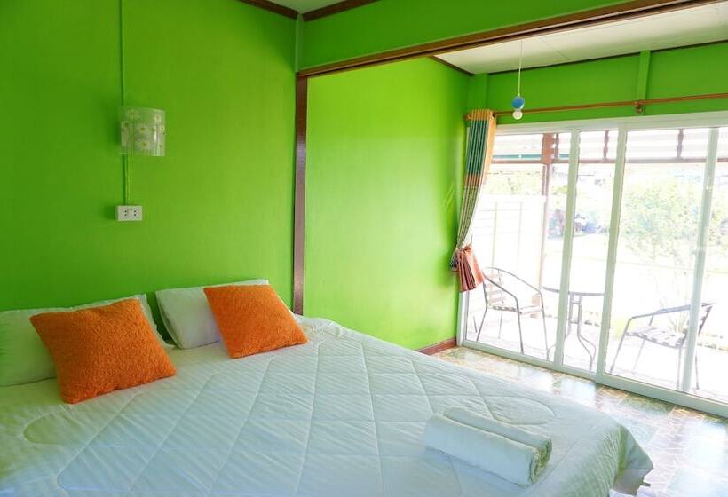 Отель Thong Hug House Resort