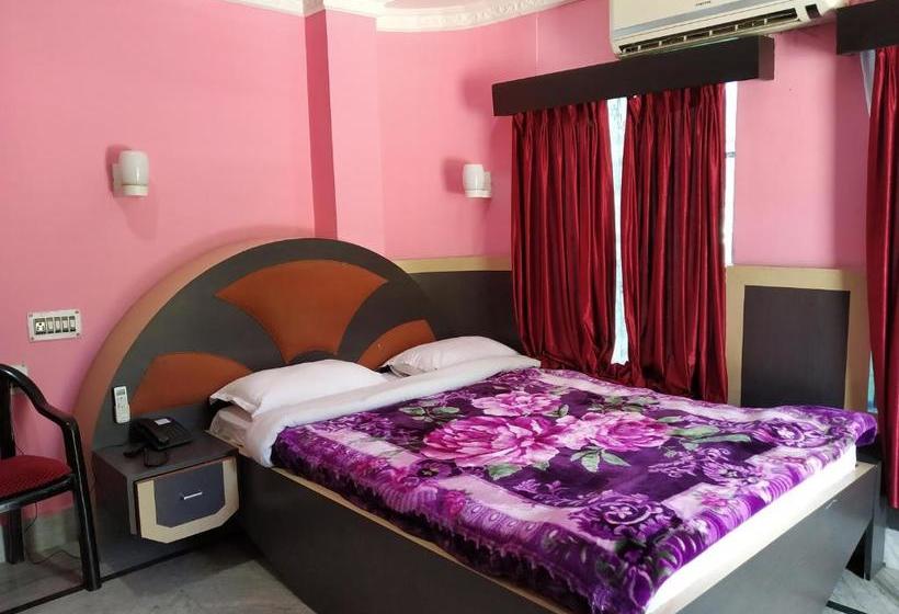 ホテル Todo Itanagar