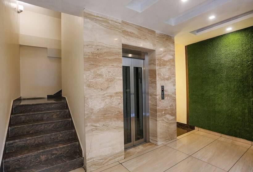 Fabhotel Winter Line Inn