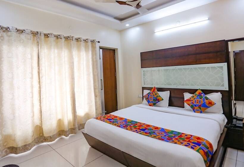 Fabhotel Winter Line Inn