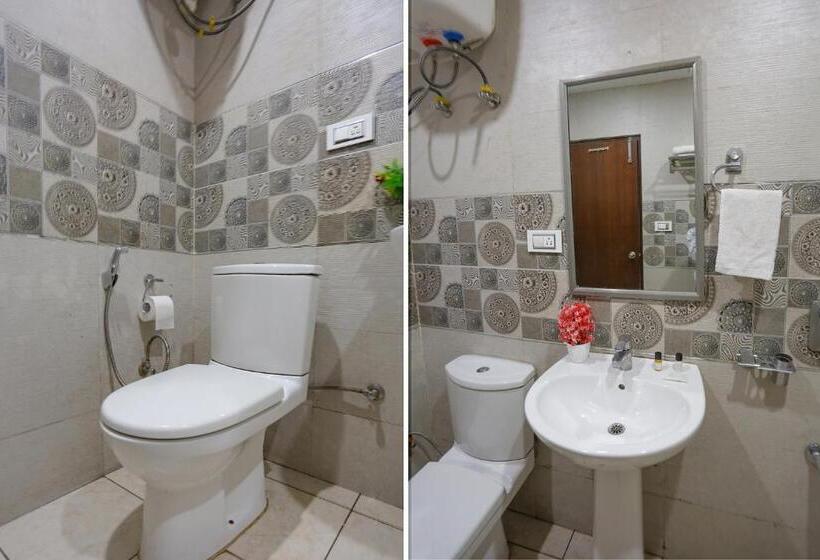 Fabhotel Winter Line Inn