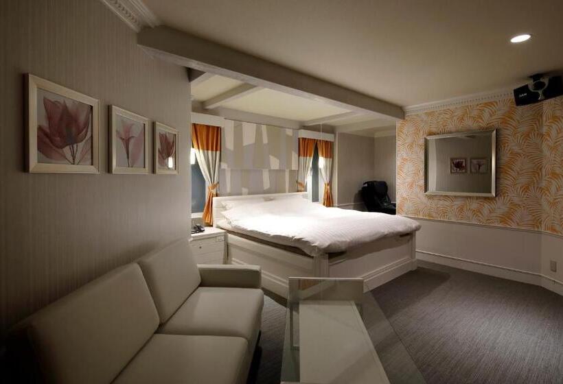 فندق Valentinetogo